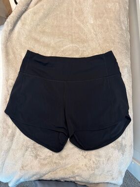 Lululemon Speed Up Shorts 4”